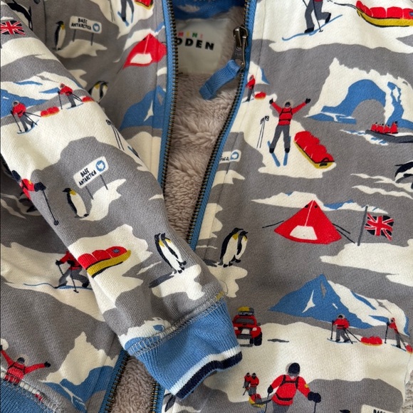 Mini Biden hoodie 3-4T - Picture 4 of 4